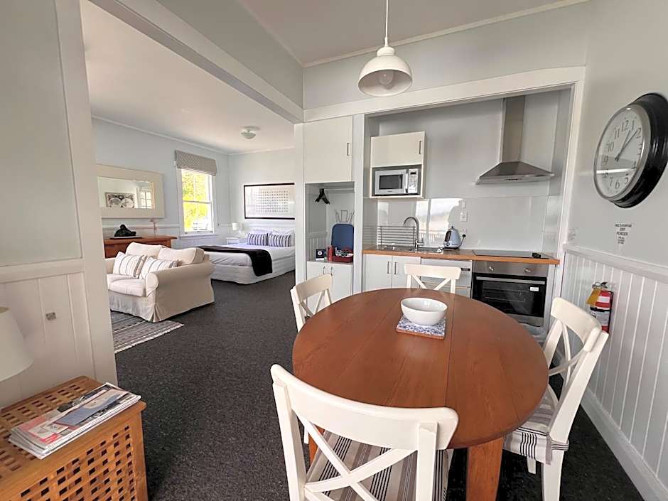 Mangonui Waterfront Apartments