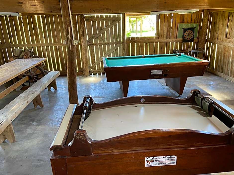 Haras Trevo de Ferro, Praia, Piscina e Campo