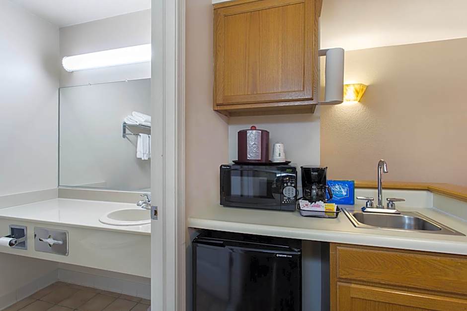 Hawthorn Suites by Wyndham Allentown-Fogelsville