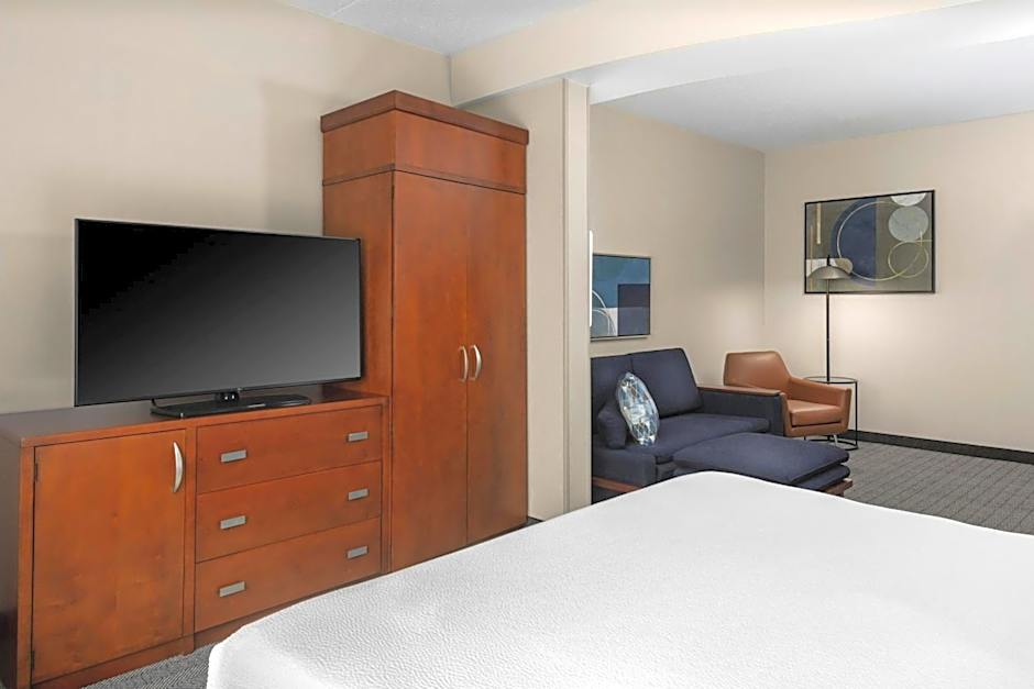 Courtyard by Marriott Pittsburgh Greensburg