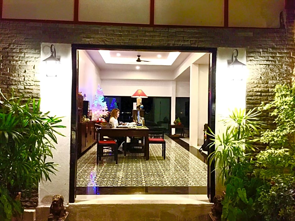 Cinnamon Beach Villas