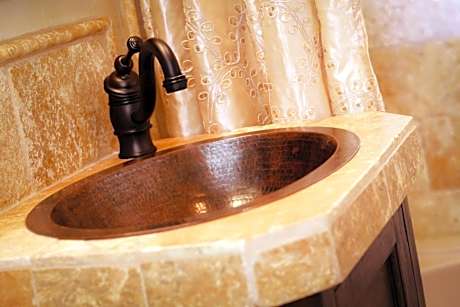 Standard  Queen Room