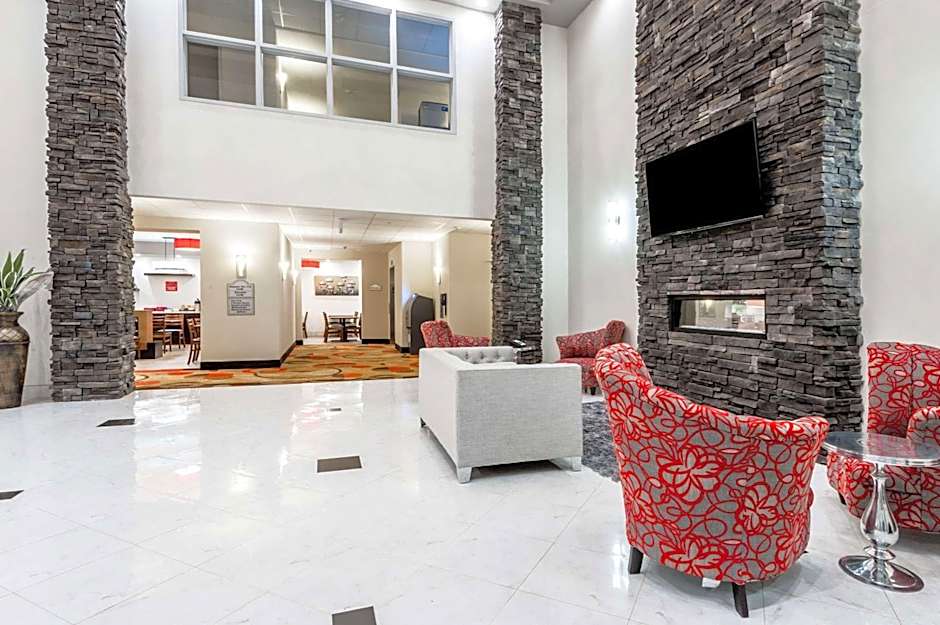 Ramada by Wyndham Moose Jaw