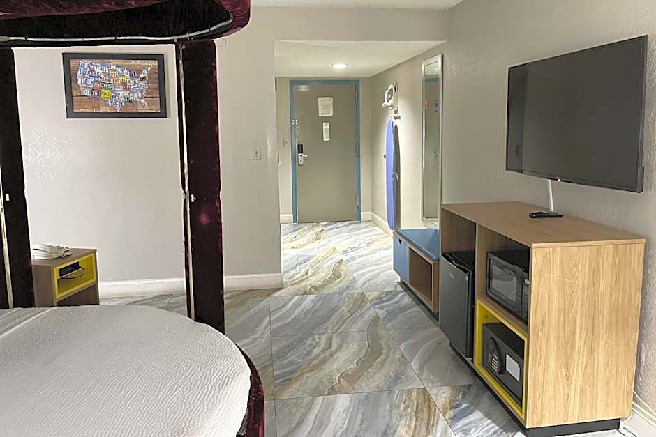 Days Inn by Wyndham Jersey City