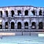 SQUARE HOTEL