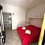Petite Maison - Petits Appartements