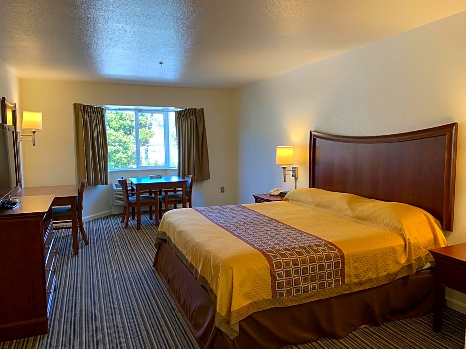Airport Inn