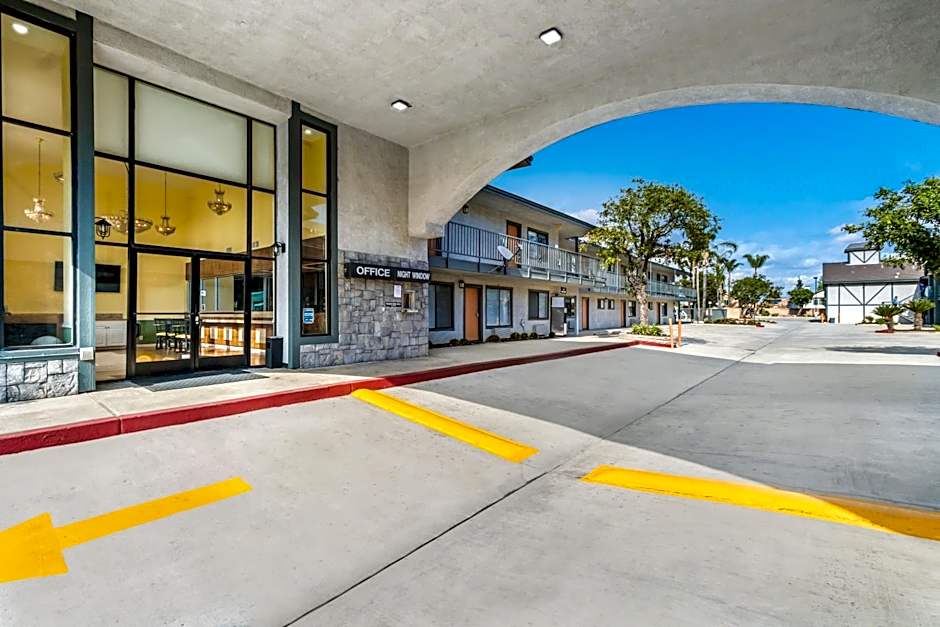 Hotel Hacienda at Ontario Ranch