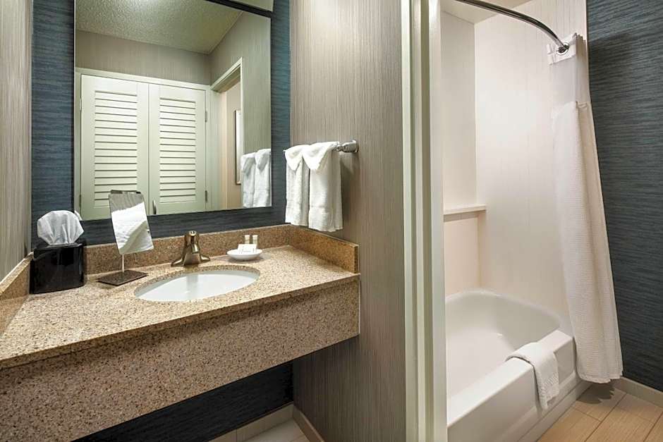 Courtyard by Marriott Indianapolis at the Capitol