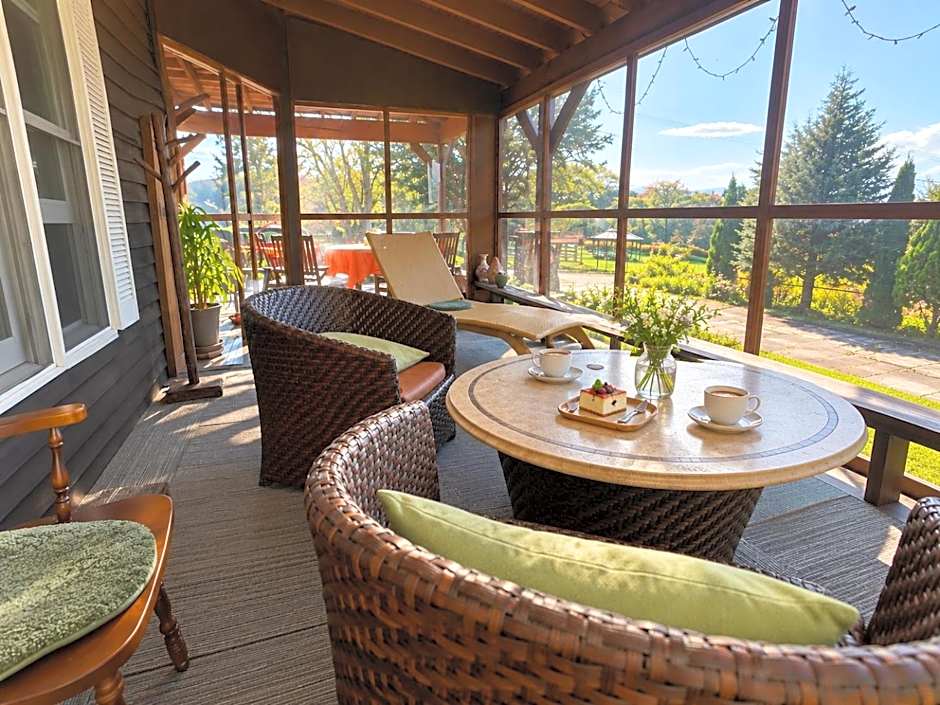 Lodge Kent & Cottage Kent