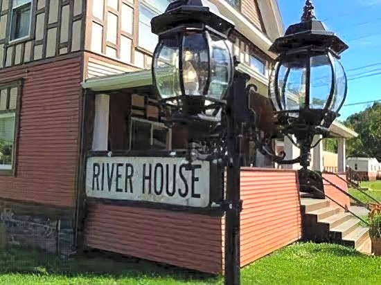River House Lodge