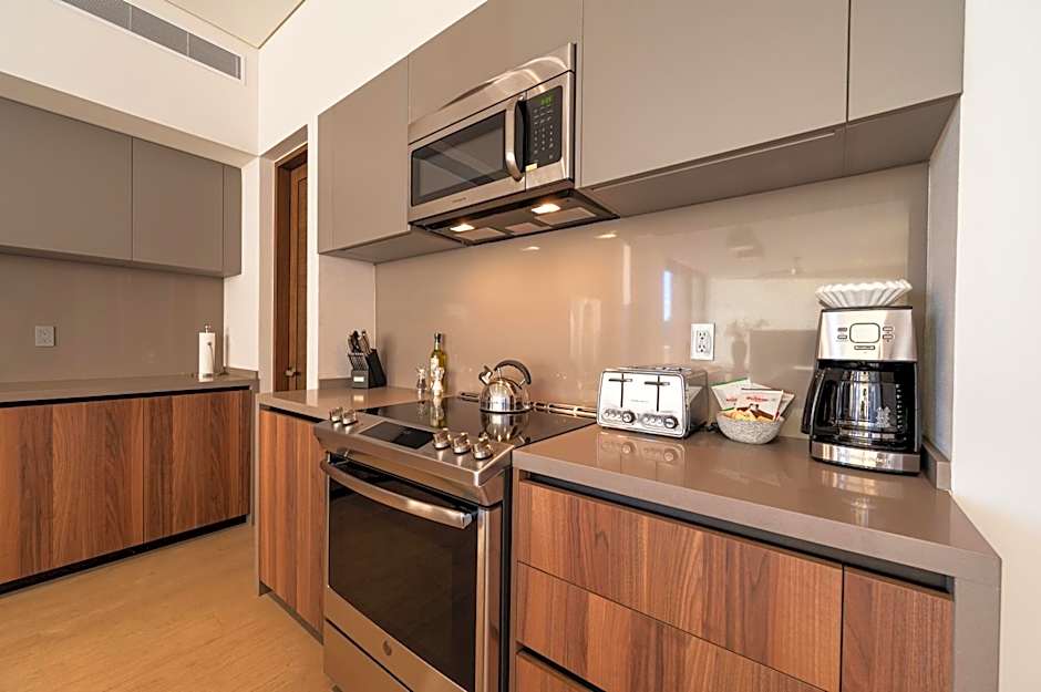The Paraiso Residences at Marina Cabo