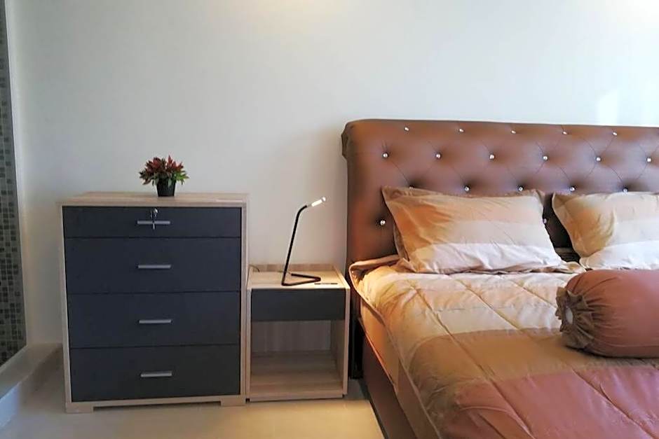 Grand Avenue Residence 1 bedroom