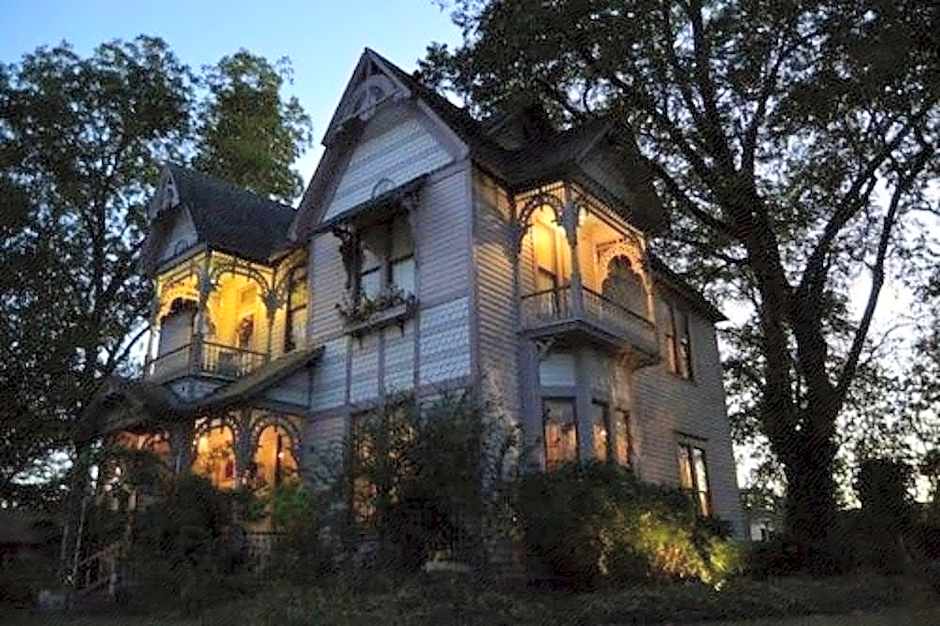The Carleton House