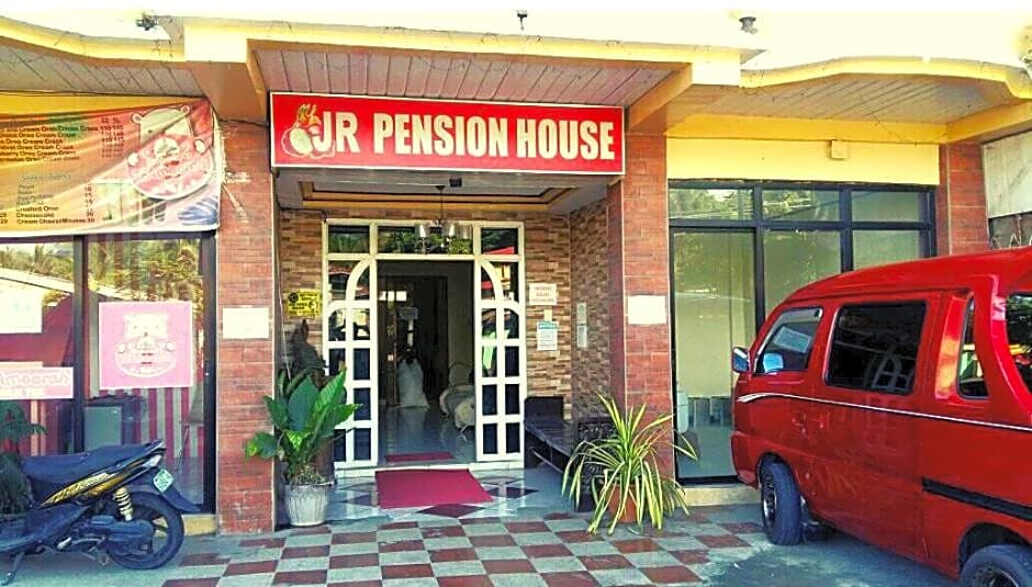 JR Pension House