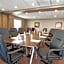 Holiday Inn Express and Suites Calgary University By IHG