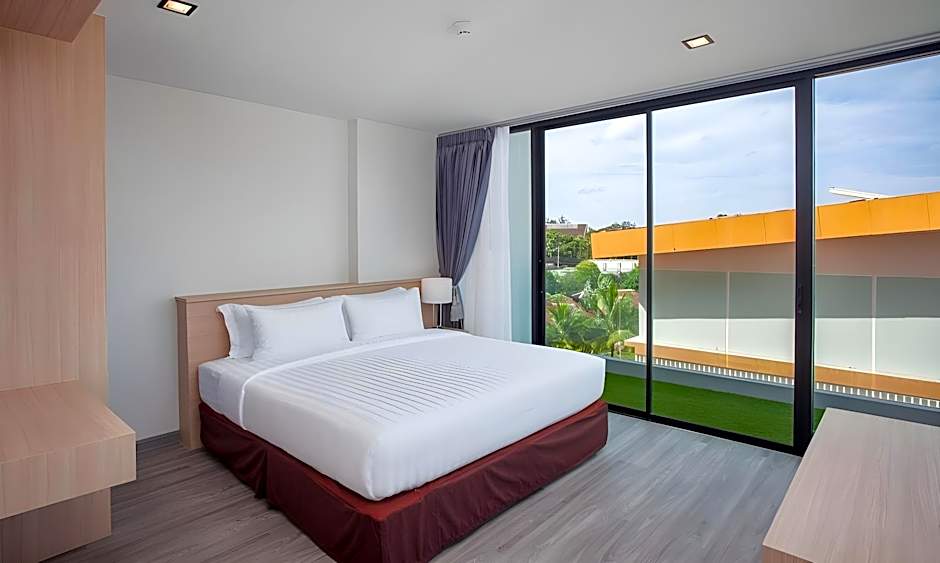 Grand Kata VIP Kata Beach