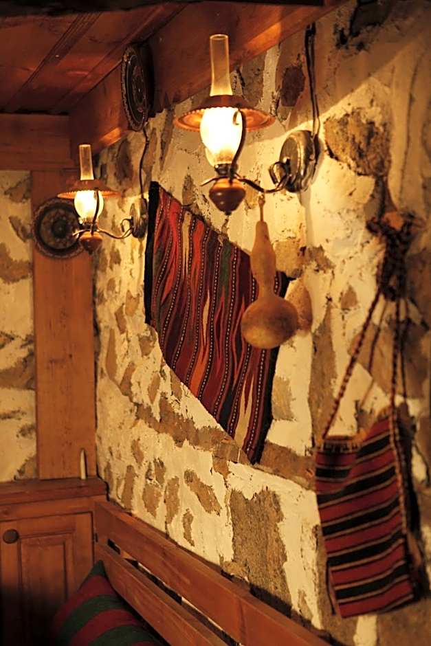 Family Hotel Dinchova kushta