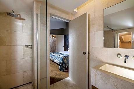 Presidential Suite (Colosseum View) (2 King Beds)