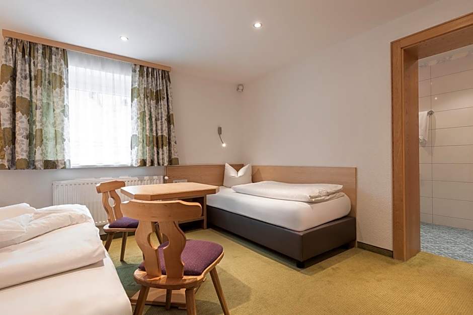 SCHMID Rooms & Apartments