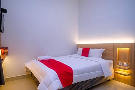 RedDoorz Syariah near Jogja City Mall 2