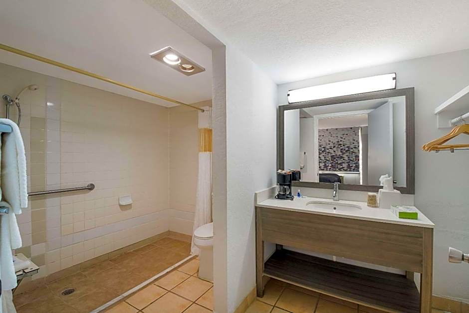 Rodeway Inn Cleveland TN I-75