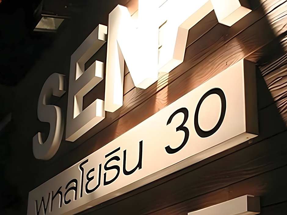 Sena House Paholyothin 30