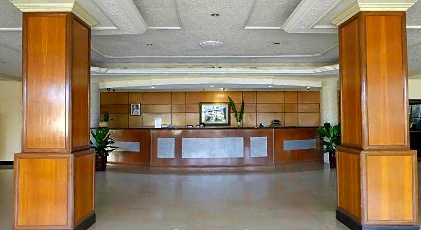 Dotties Place Hotel and Restaurant