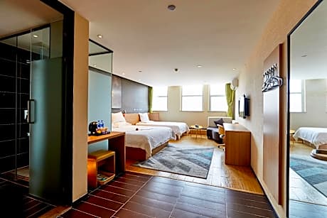 IU Hotel Zhengzhou Erqi Wanda Plaza Daxue Road Branch