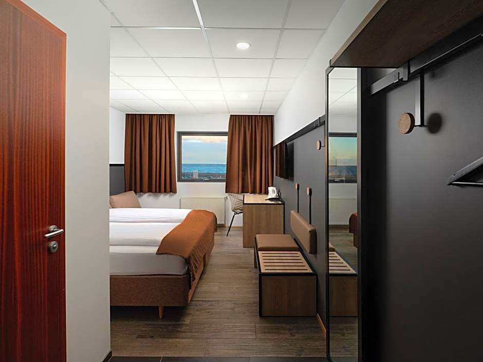 Hotel Cabin