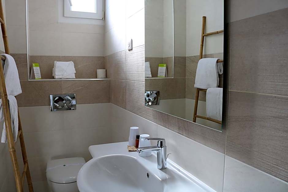 Hôtel du Bord de Mer "Le Vanillé"