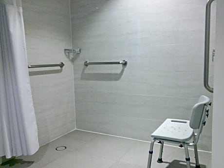 Standard King Room - Disability Access