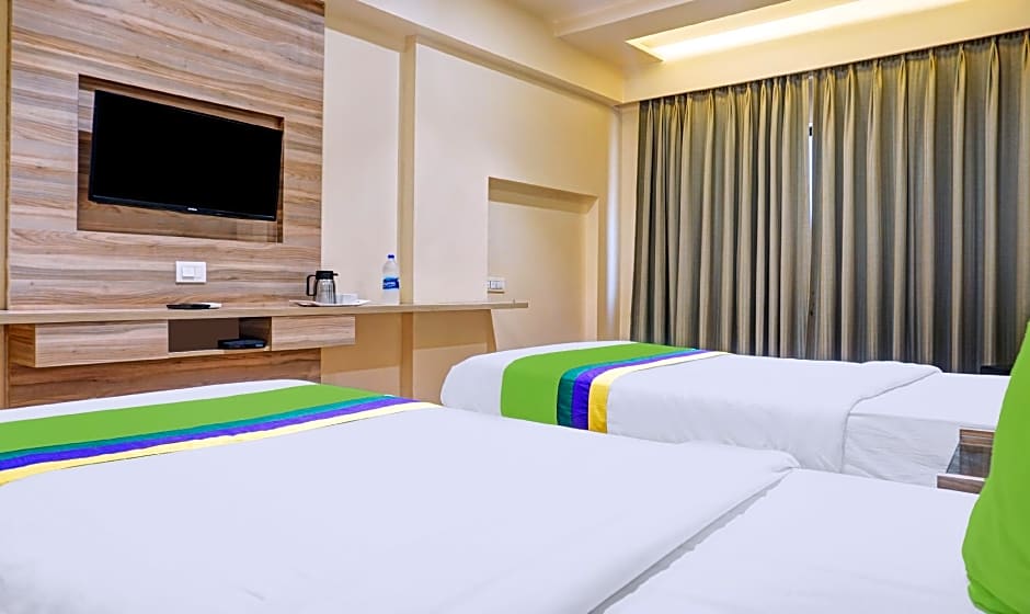 Treebo Trend Classic Grande, Camp