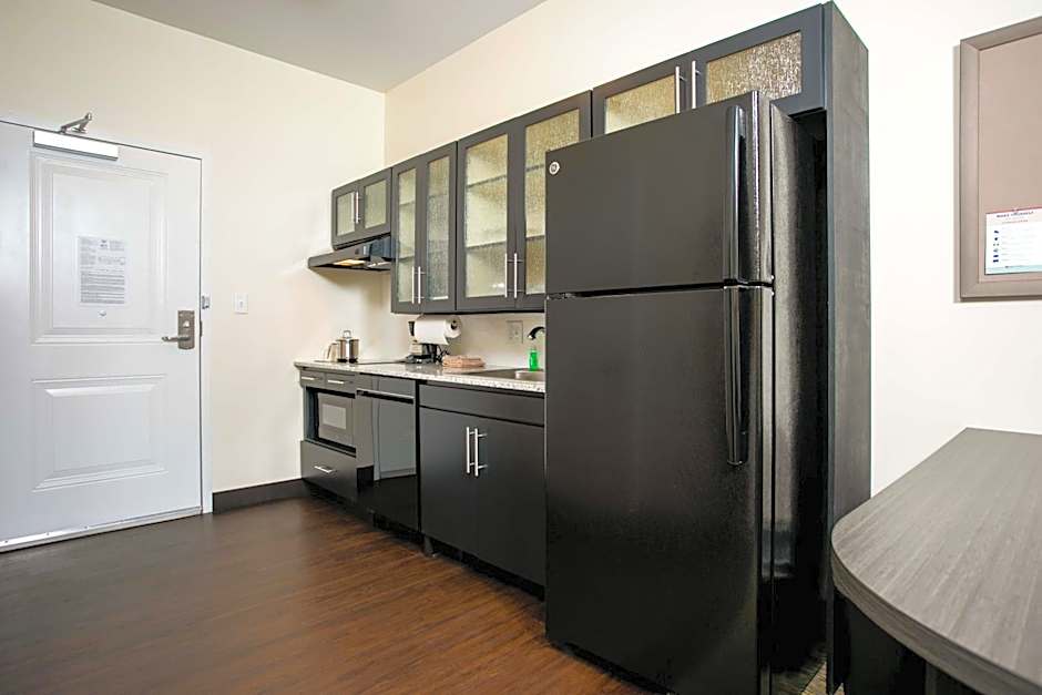 CANDLEWOOD SUITES - JACKSONVILLE - MAYPORT By IHG