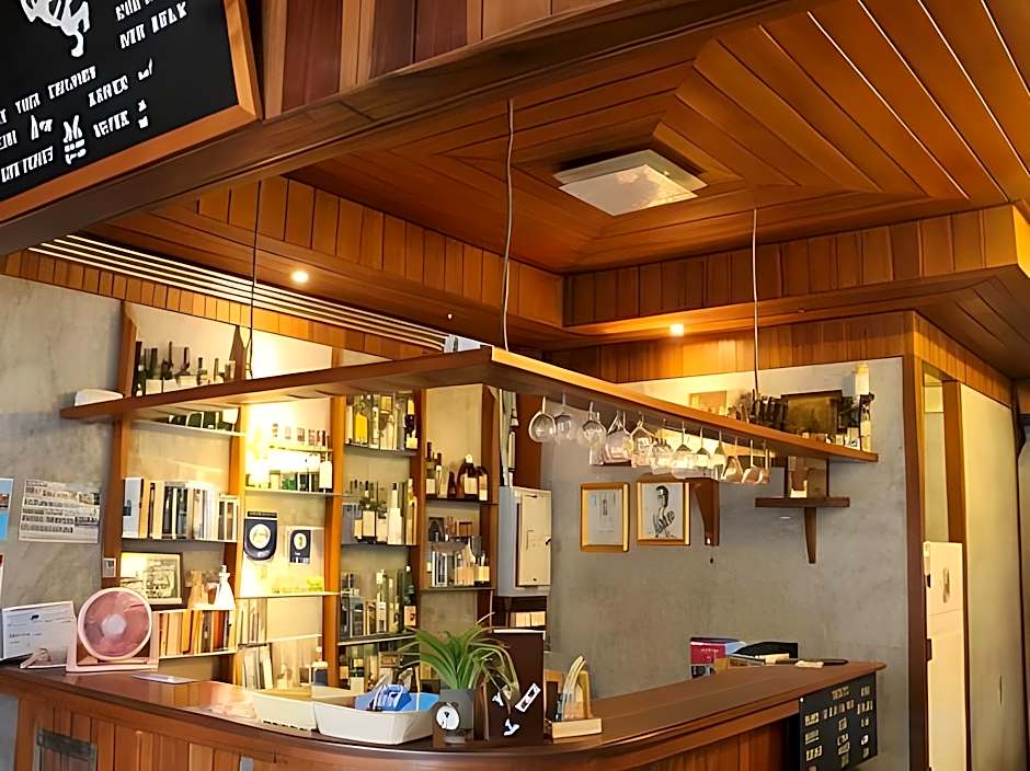 The Noi Guesthouse and Restaurant