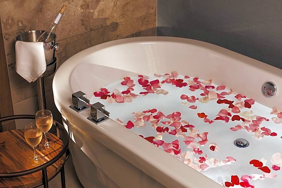 BON Hotel at VidantaWorld Nuevo Vallarta