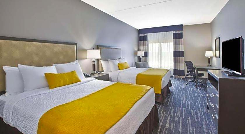 Best Western Plus Cranberry-Pittsburgh North