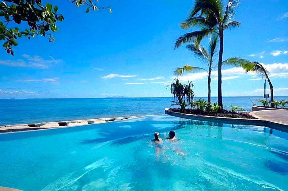 Nakelo Treasure Island Resort & Spa