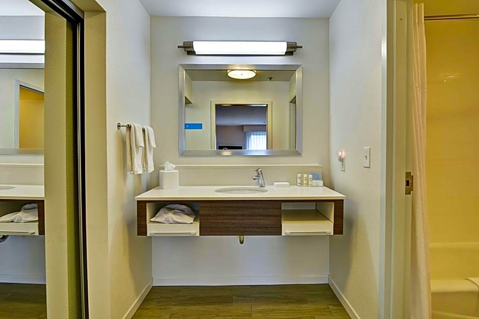 Hampton Inn By Hilton Suites Ashland, Ohio