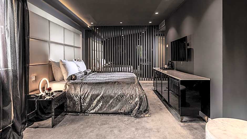 Hotel 9