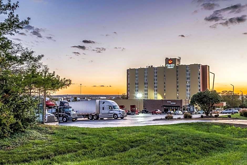 Clarion Hotel Cincinnati North