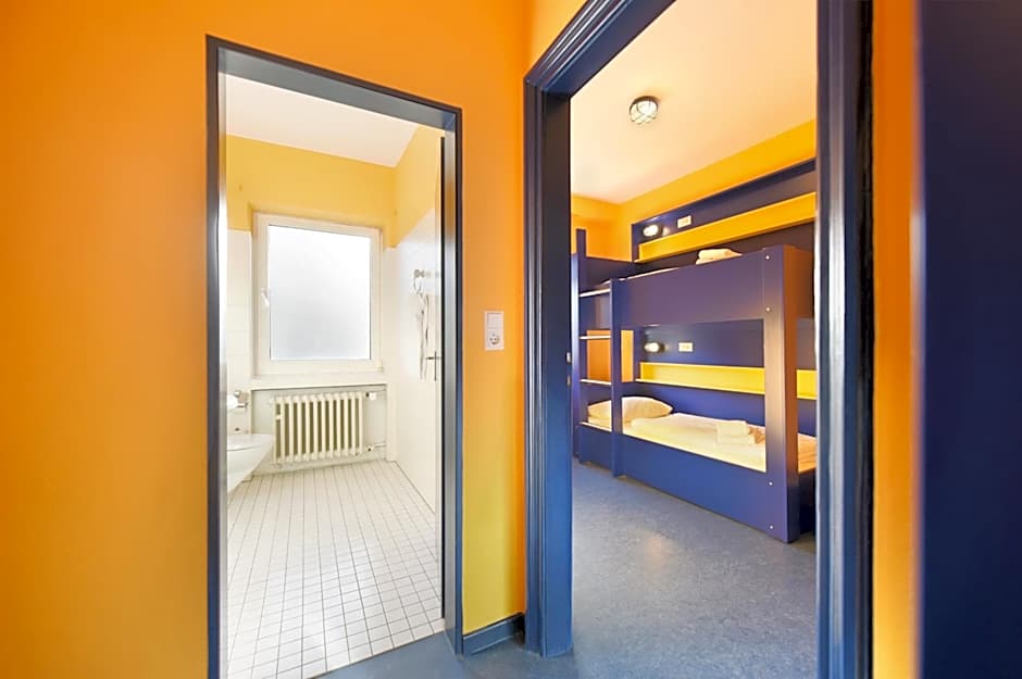 Bed'nBudget Expo-Hostel Rooms