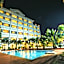 Sisombat Plaza Hotel