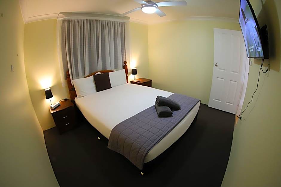 Sleepy Hill Motor Inn