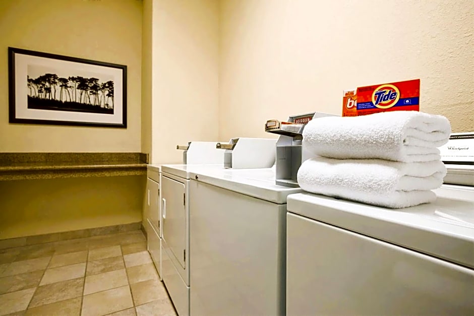 Tulsa Square Hotel Central, I-44 By OYO
