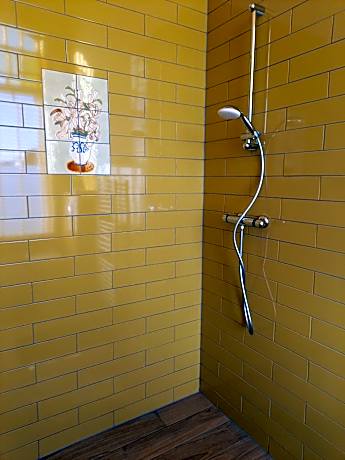 Twin Room with Private Bathroom