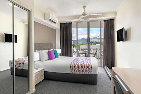 Park Regis City Quays