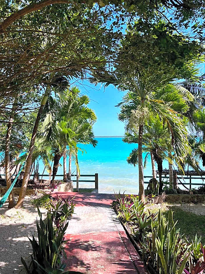 Villa Santuario Lake front Oasis
