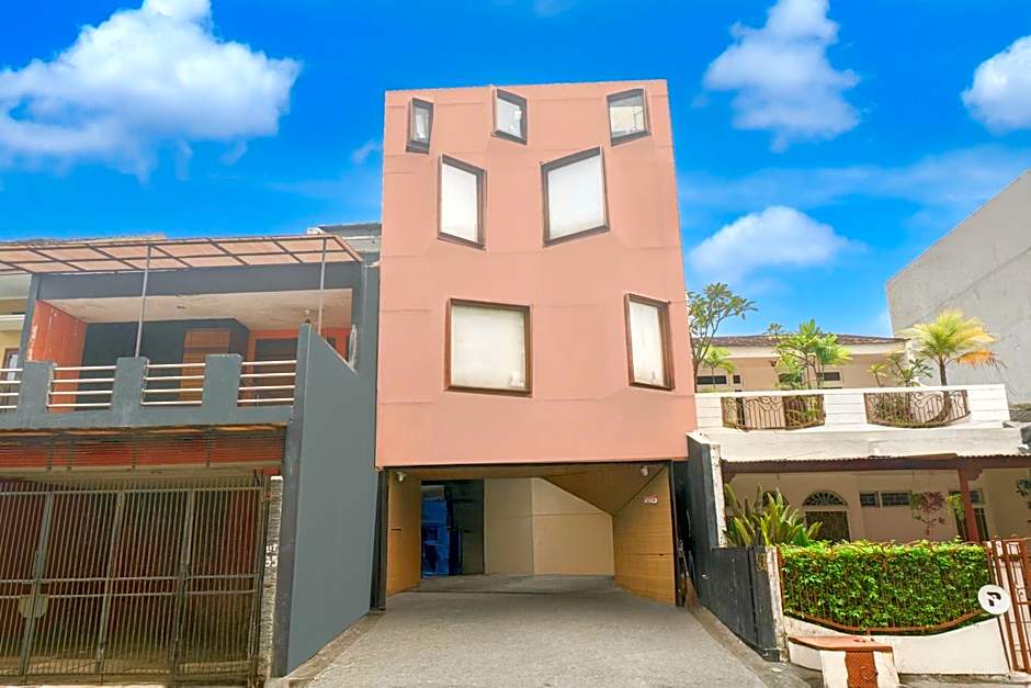 Hotel O Pondok Indah Near Gandaria City Formerly Odori Residence