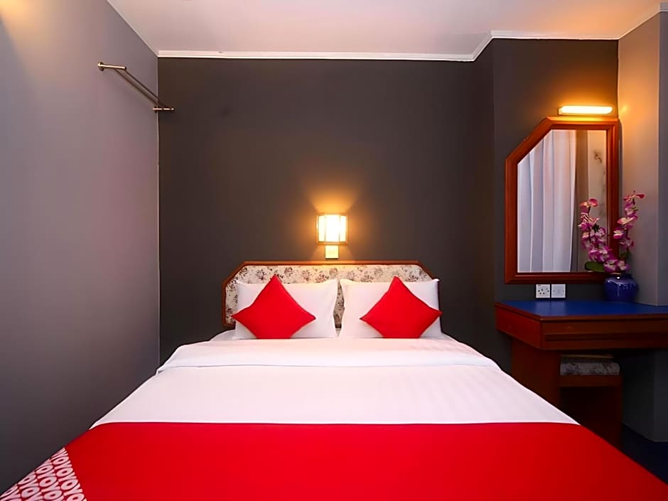 SUPER OYO 1026 Hotel Lutana